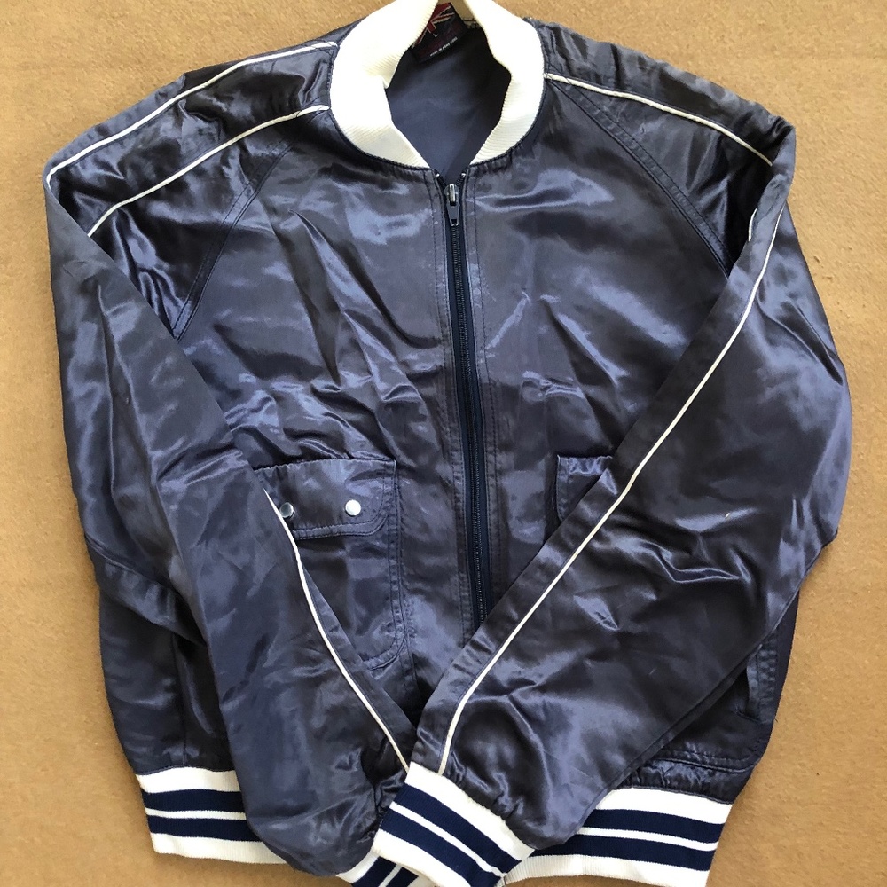Vintage navy satin bomber jacket (large) fits like medium